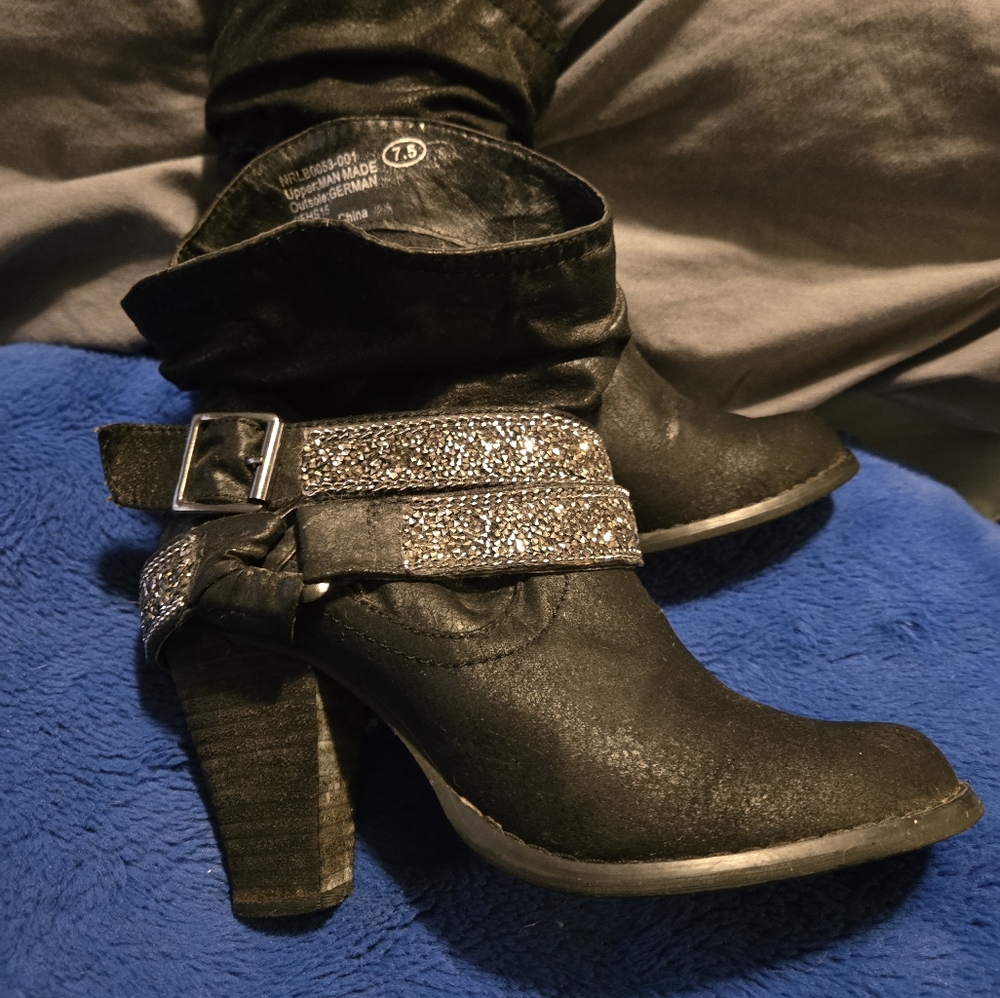 Boutique women's boots